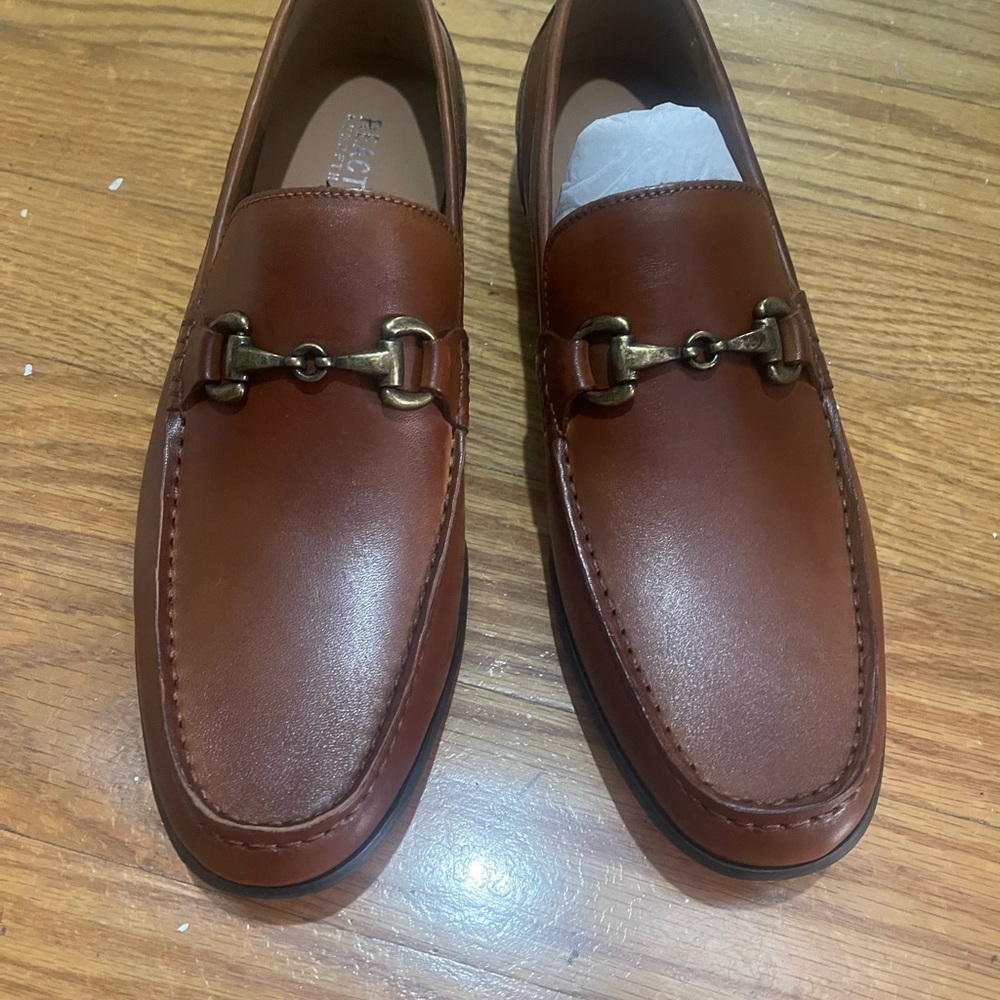 Kenneth Cole Tan Leather Slip-On Loafers with horse-bit chain detail Sz 11